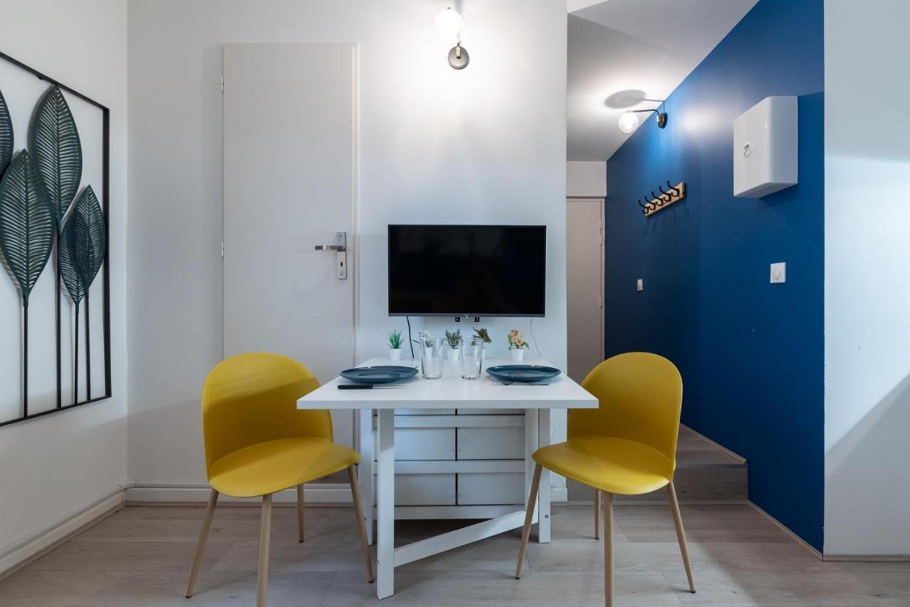 Studio Blue Confort , Proche Gare Part Dieu Apartment วีเลอร์บาน ภายนอก รูปภาพ